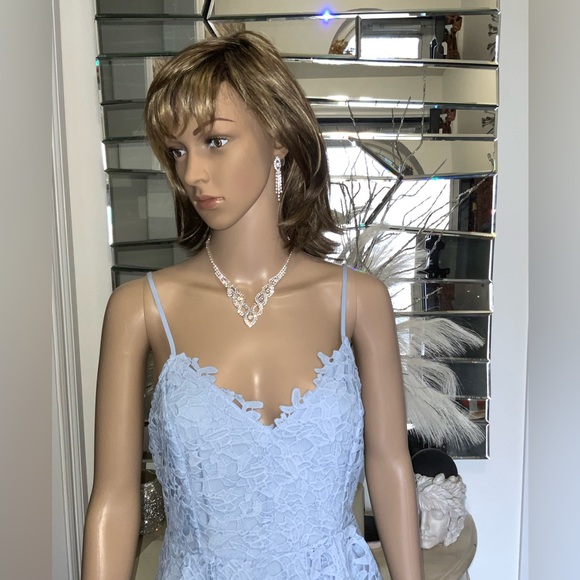 BNWT ASTR The Label Casual Dress Light Blue/Periwinkle Color
Size M - Picture 3 of 14